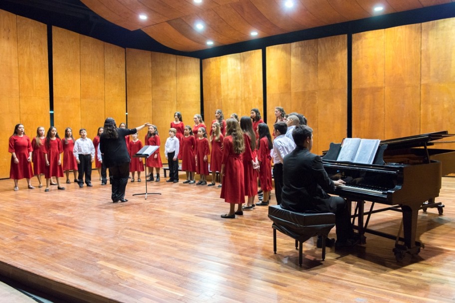 imagen Coros de niños de la UNCuyo y de Alemania compartieron una master class 