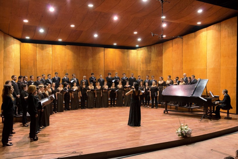 imagen Las voces del Coro Universitario cantarán en San Juan