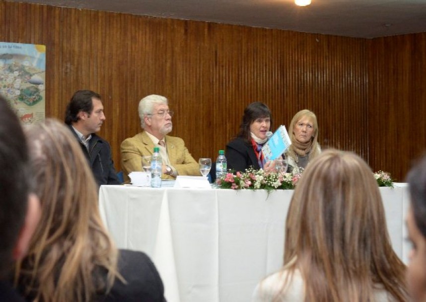 imagen Manual educativo para generar conciencia ambiental en las aulas mendocinas