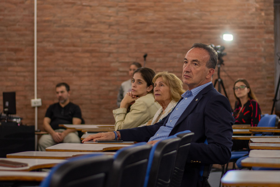 imagen "Por una universidad pública y de calidad, aquí estamos"