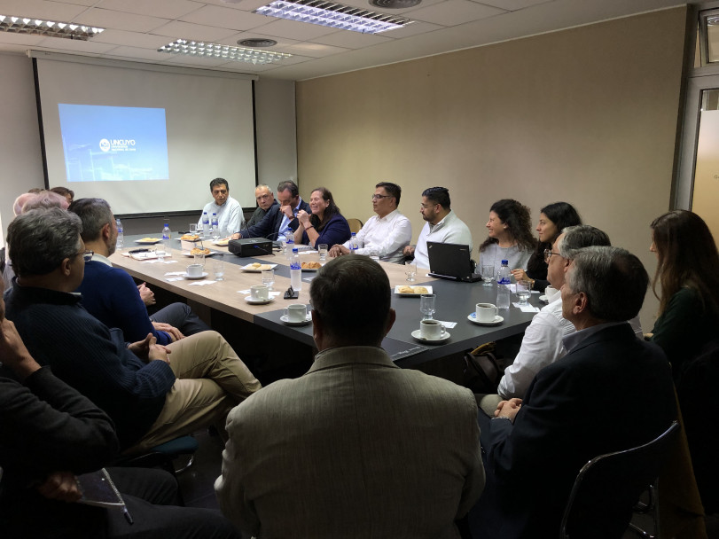 imagen La UNCUYO recibe la visita de la universidad más prestigiosa de Australia
