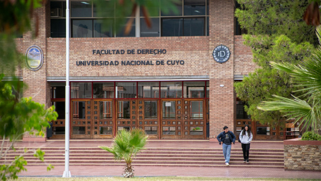 imagen Ingreso a la UNCUYO 2027: Derecho abrió nueva instancia de inscripciones