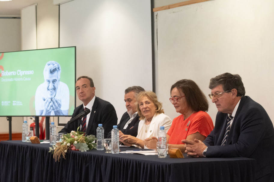 imagen El enólogo italiano Roberto Cipresso es Doctor Honoris Causa de la UNCUYO