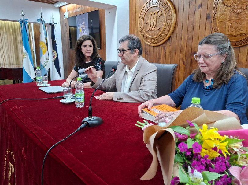 imagen Adriana Arpini es nueva Profesora Emérita de la UNCUYO
