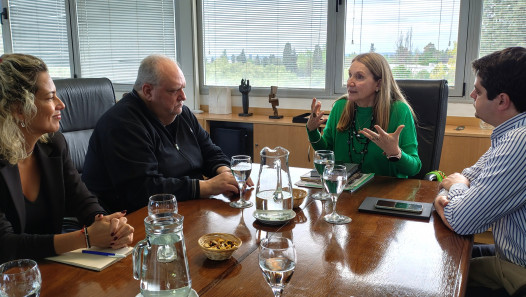 imagen Adriana García recibió al presidente de la Coviar