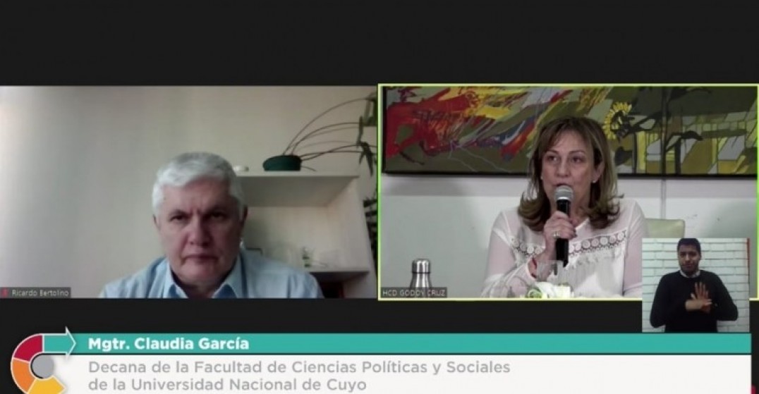 imagen Presentaron el Diplomado en Gestión del Cambio Climático, una propuesta conjunta de la FCPyS y el municipio de Godoy Cruz