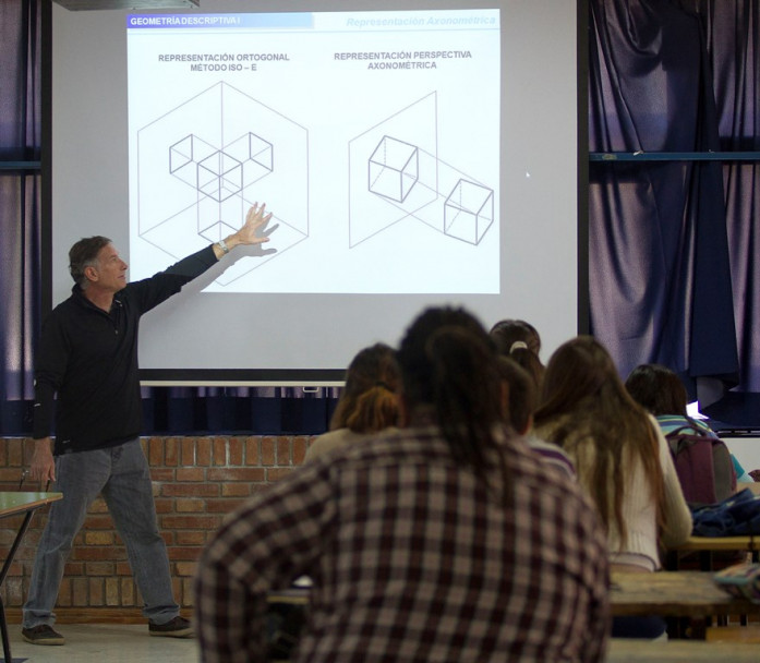 imagen Docentes tienen más de 35 destinos para formarse en el exterior