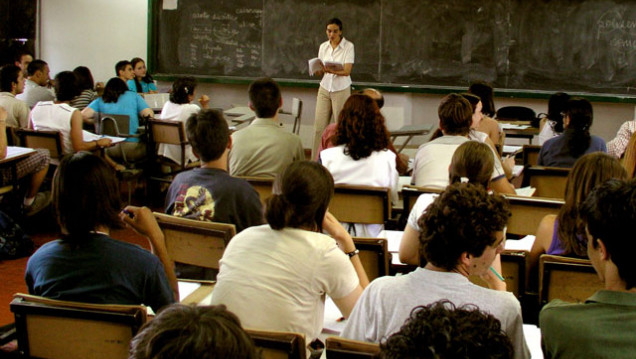 imagen Docentes pueden realizar estancia académica en el exterior