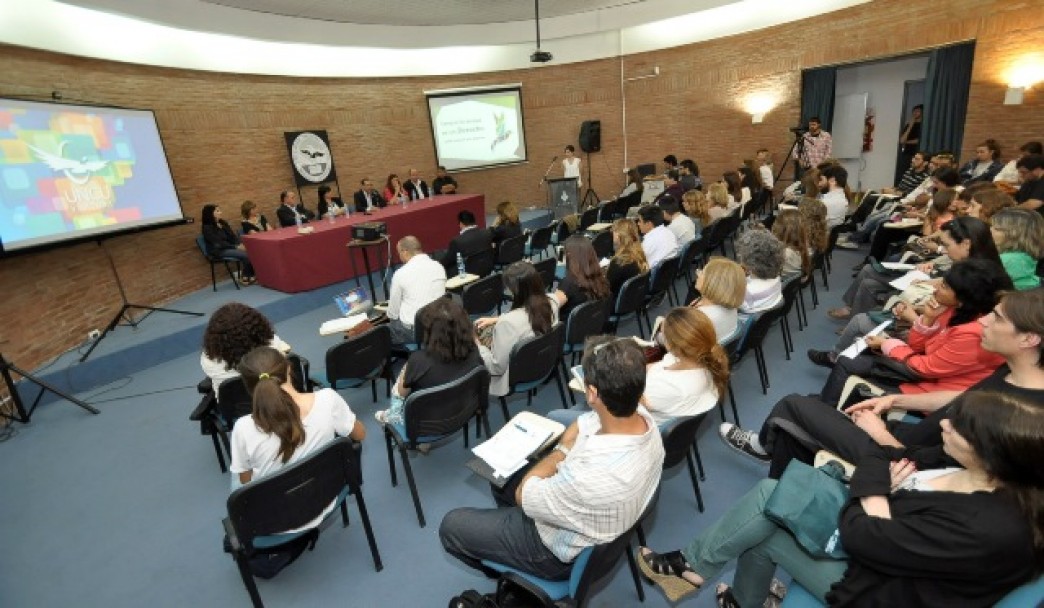 imagen Sembrar memoria en escuelas mendocinas busca proyecto de Inclusión Social