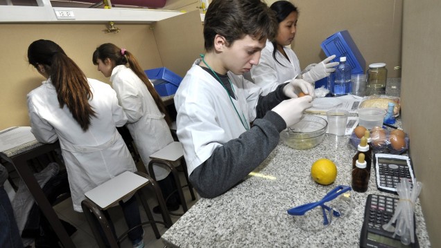 imagen  Chicos de toda la Argentina participan de la Olimpíada de Ciencias Junior