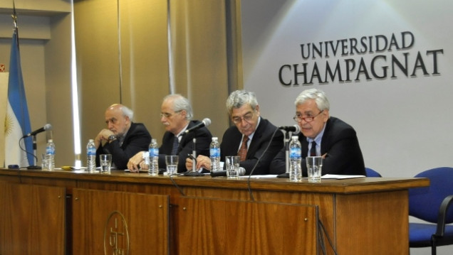 imagen Miradas académicas analizaron el escenario de la Globalización