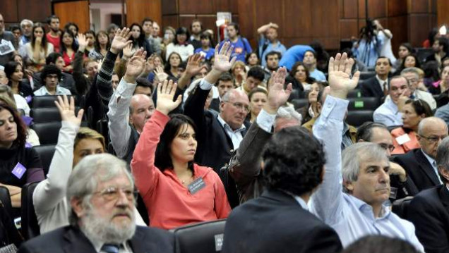 imagen  Invitan a publicar sobre la Reforma Universitaria