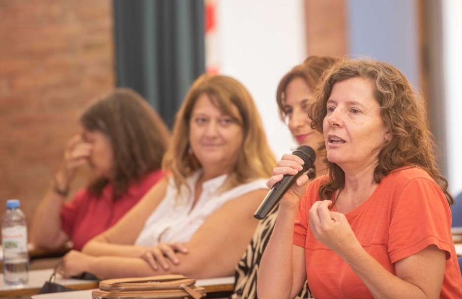 imagen Mujeres que "conquistan" caminos en ciencia y arte