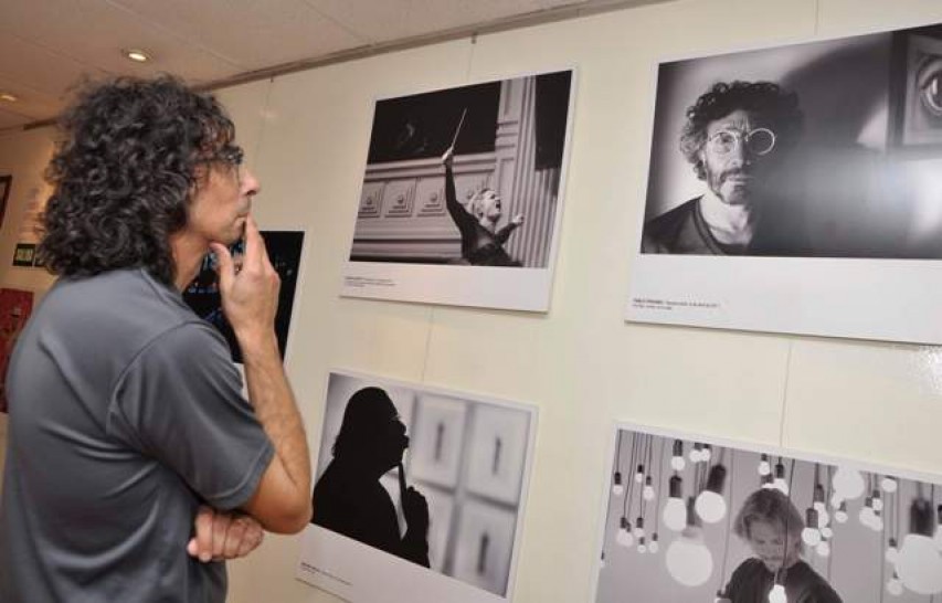 imagen Muestra de fotoperiodismo argentino en la Facultad de Educación Elemental y Especial 