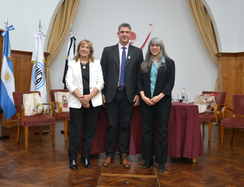 imagen Bariloche: Asumieron las máximas autoridades del Instituto Balseiro