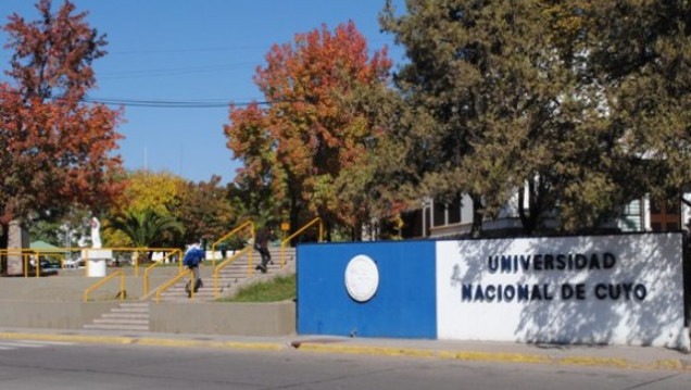 imagen Elegirán vicerrector en la UNCuyo