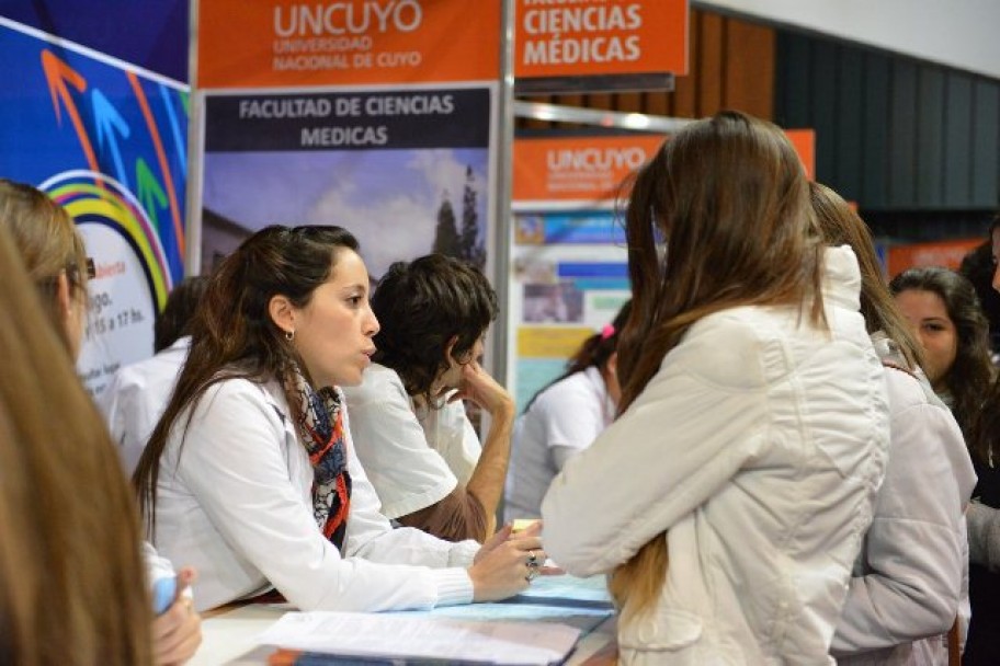 imagen Ya se puede visitar la exposición de todas las carreras superiores de instituciones públicas de Mendoza