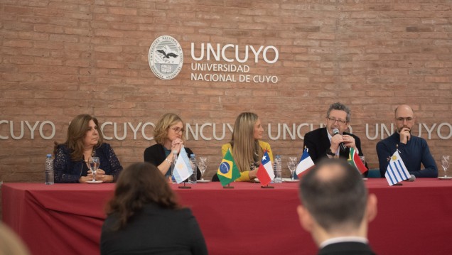 imagen Encuentro internacional en clave vitivinícola transcurre en la UNCUYO