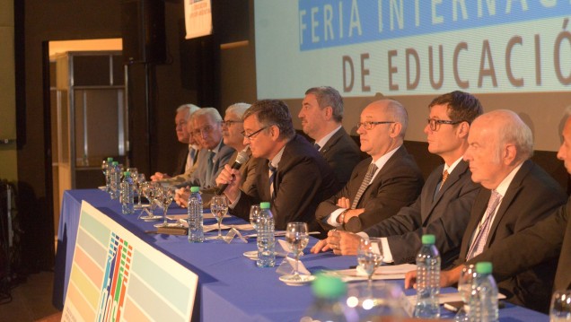 imagen Buscan internacionalizar las universidades de Mendoza y el País