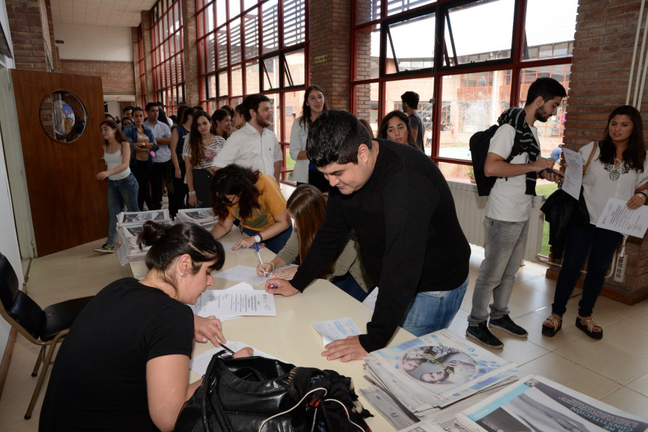 imagen Derecho presentará reforma inédita a su plan de estudios