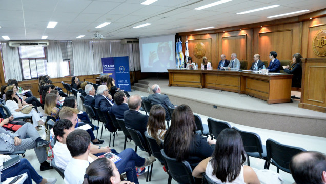 imagen La Constitución de Mendoza en debate