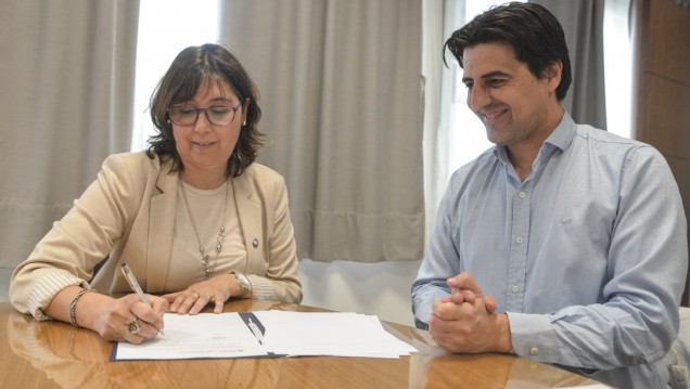 imagen La Facultad de Educación y la DINAF compartirán experiencias de formación  