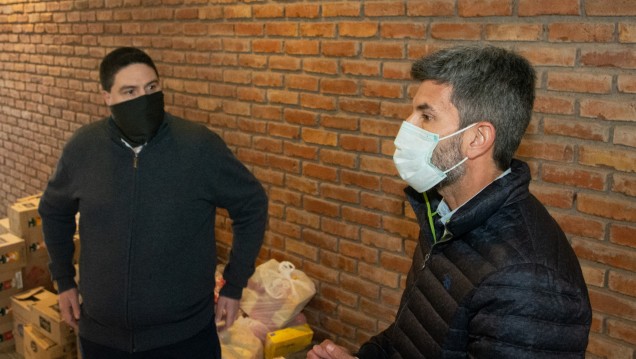 imagen La Universidad donó alimentos a barrios del Oeste de la Ciudad