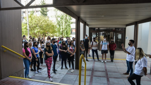 imagen Bienvenida a la UNCUYO: Estudiantes universitarios podrán ser anfitriones