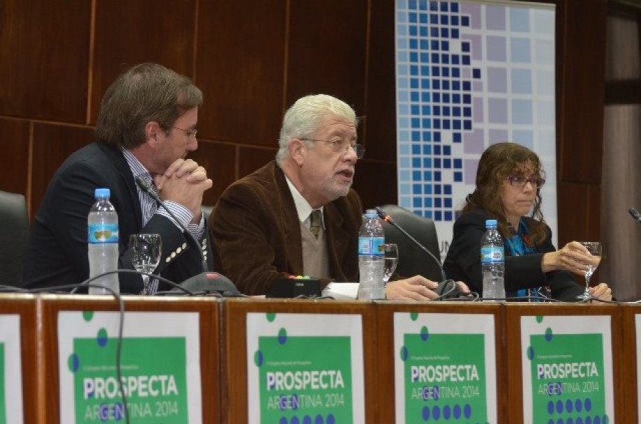 imagen Académicos debatieron enfoques prospectivos para la región