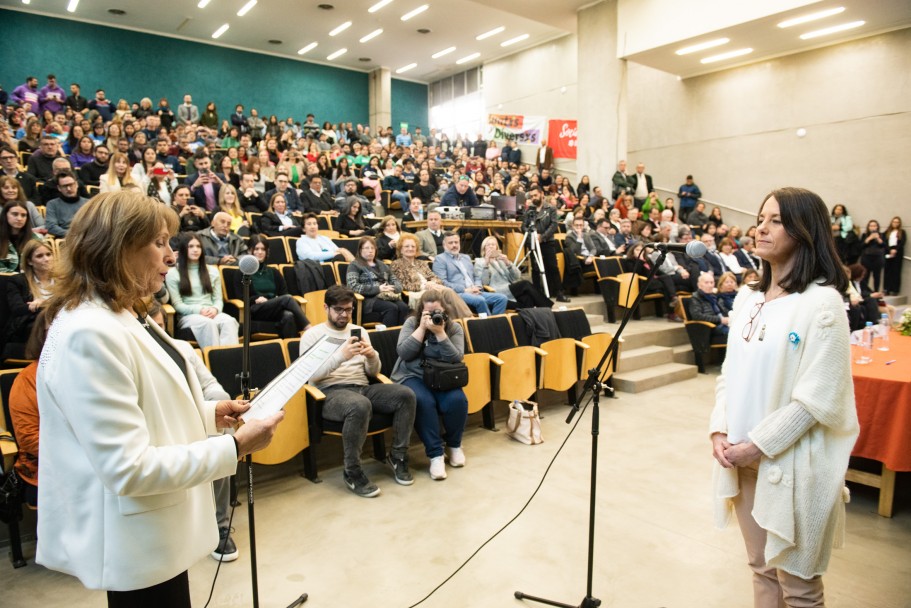 imagen Asumieron las nuevas autoridades de las facultades de la UNCUYO