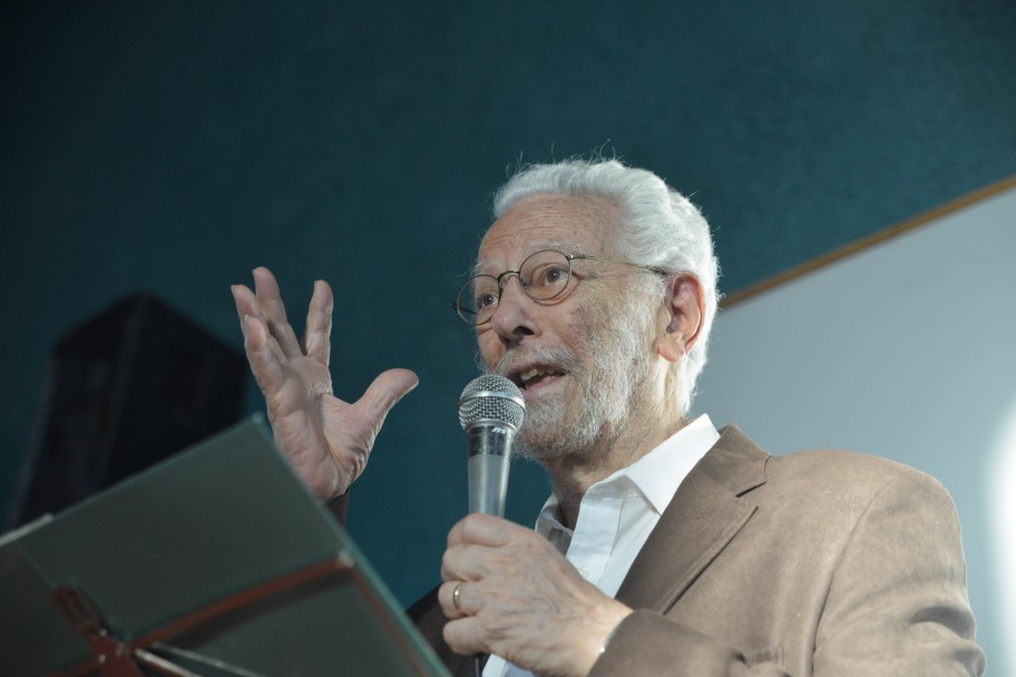 imagen Honoris Causa para Enrique Dussel precursor de la Filosofía de la Liberación