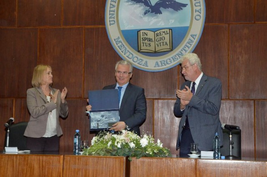 imagen El ex juez Baltasar Garzón, nuevo Doctor Honoris Causa de la UNCuyo