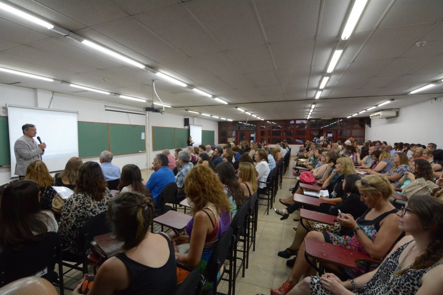 imagen Celebró 20 años la Facultad de Educación Elemental y Especial