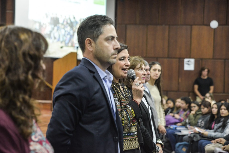 imagen Más de seiscientos estudiantes sumarán la actividad física como materia 