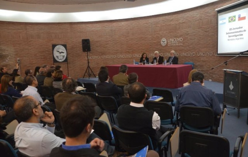 imagen Encuentro de investigadores para intercambiar experiencias latinoamericanas