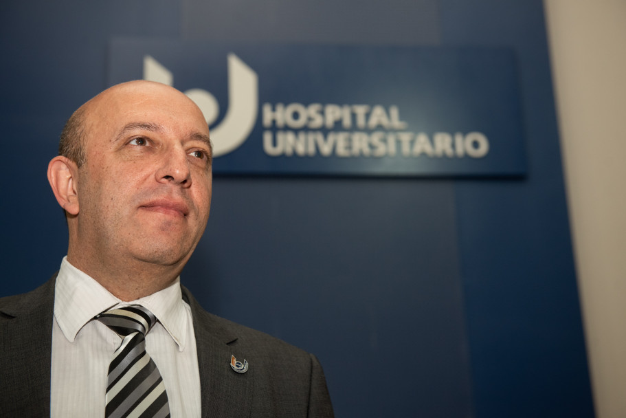 imagen Walter Frajberg asumió como director general del Hospital Universitario