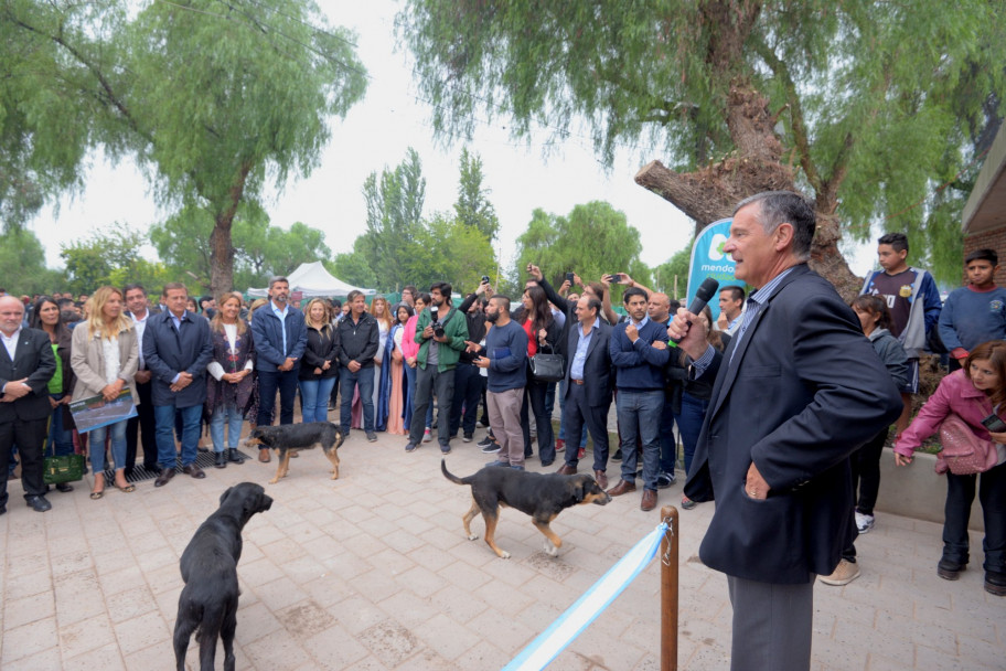 imagen Presentaron "Universidad Sin Muros" en la inauguración de un NIDO en el Barrio Flores