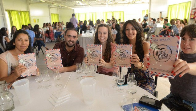 imagen Estudiantes se prepararon para "ser internacionales"