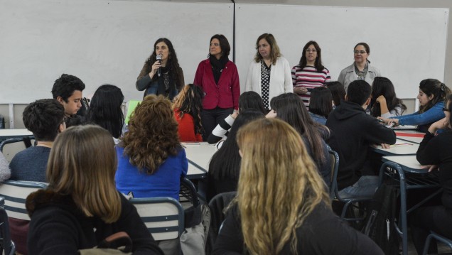 imagen Más de cinco mil jóvenes que quieren estudiar en la UNCuyo iniciaron su confrontación vocacional 