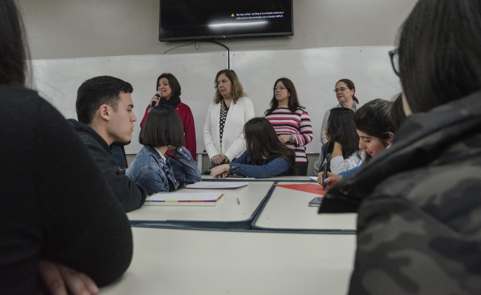imagen Más de cinco mil jóvenes que quieren estudiar en la UNCuyo iniciaron su confrontación vocacional 