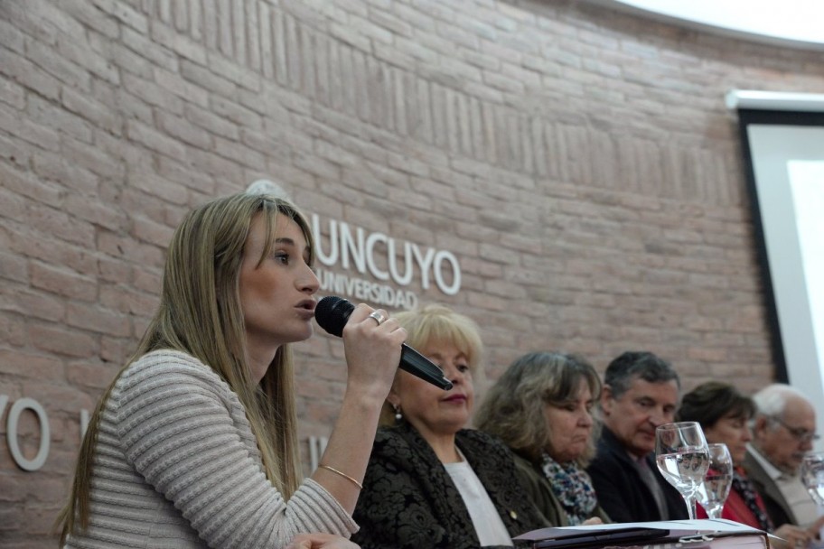 imagen Financian estudios de doctorado en el exterior para los profesores