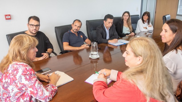 imagen Paros en la UNCUYO: Esther Sánchez recibió a un grupo de padres