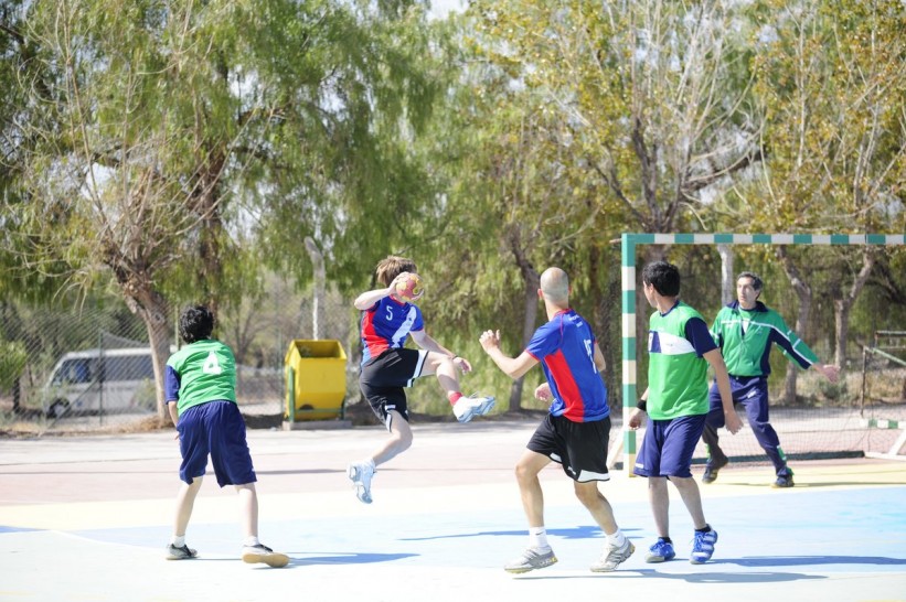 imagen Ofrecen jugar handball en la UNCUYO
