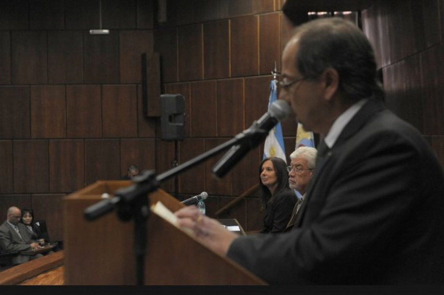 imagen Silvia Persio asumió como  vicerrectora de la UNCuyo