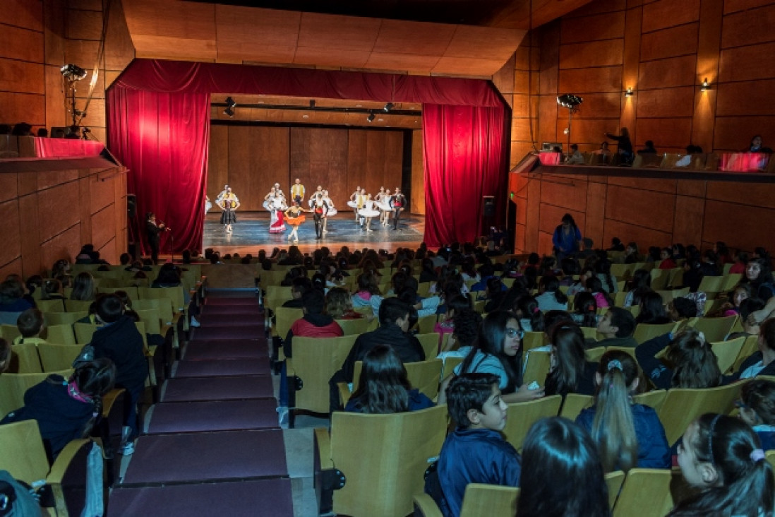 imagen La Nave Universitaria acerca la cultura a instituciones sociales y educativas