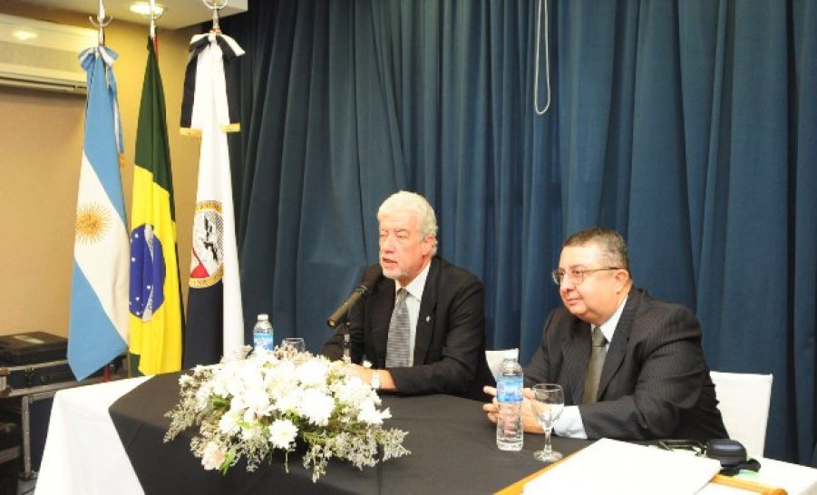 imagen Integrantes del cuerpo consular de Mendoza se reunirán con autoridades universitarias para trabajar en conjunto