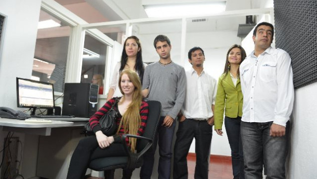 imagen Incorporan nuevos alumnos con discapacidad visual y/o motora al Call Center de la UNCuyo