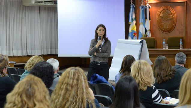 imagen Especialista en mediación escolar dictó una capacitación en la UNCUYO