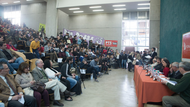 imagen Precandidatos a diputados nacionales debatieron en la UNCuyo