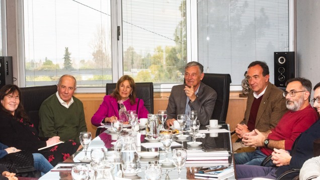 imagen Transición en la UNCUYO: el equipo de Esther Sánchez se reunió con el actual gabinete de Daniel Pizzi